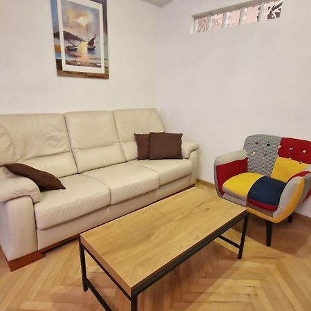 3 Room City Center Apartment By Bratislavatrip 외부 사진